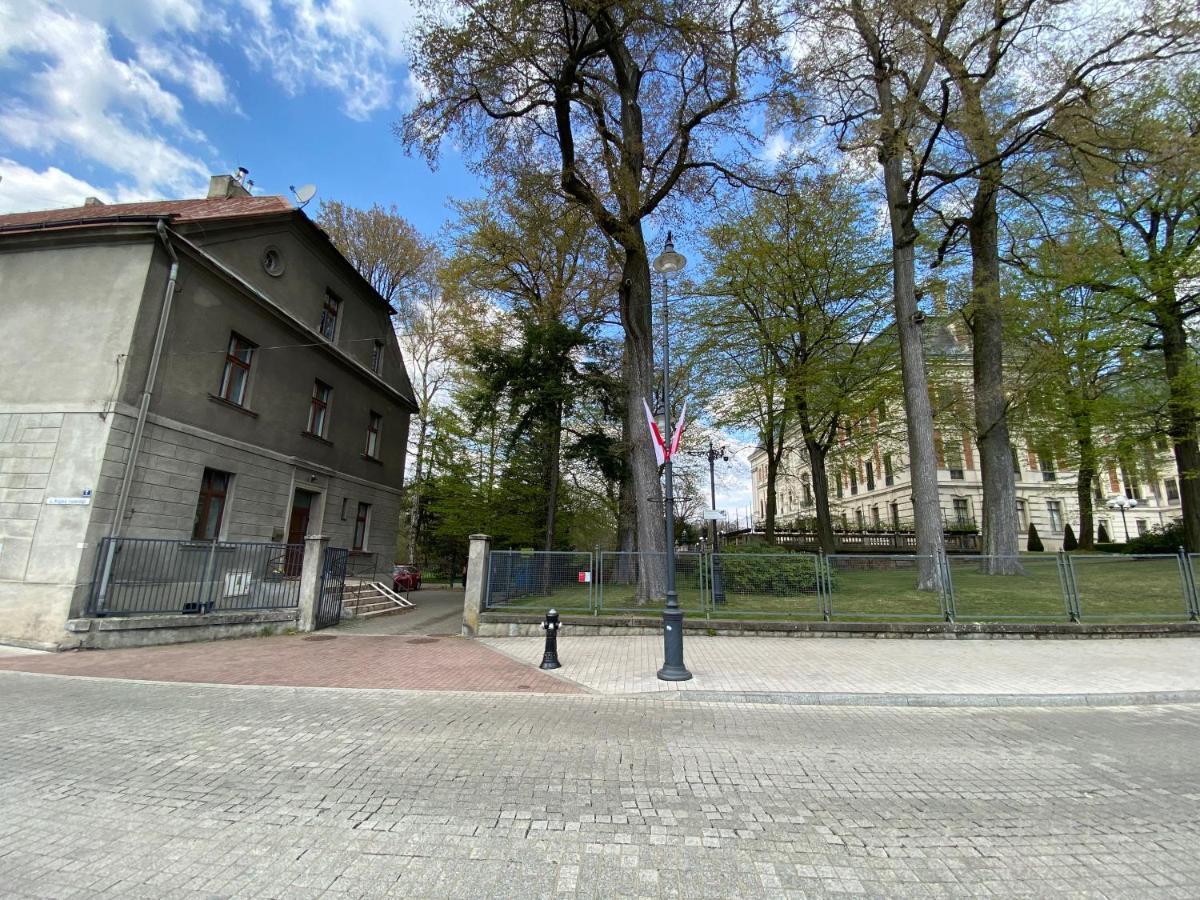 Apartament Przy Zamku Pszczyna Extérieur photo